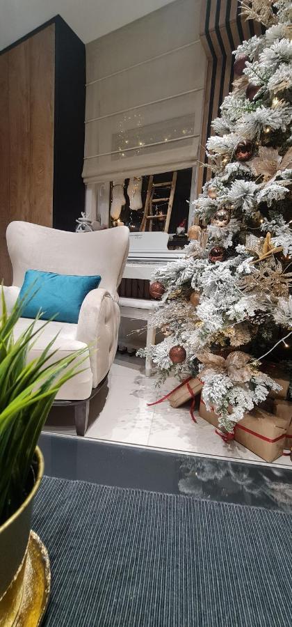 Design Apartment Platinium Spa Lux 5 Star "Havana" Completely Private Wellness & Spa Free Included Sauna & Jacuzzi & Salt Wall & Fire Place & 3D Ceilings & Business Wifi & Netflix & Keyless Code Entry & Full Smart App & Secure 2 Parking Place Ćuprija エクステリア 写真