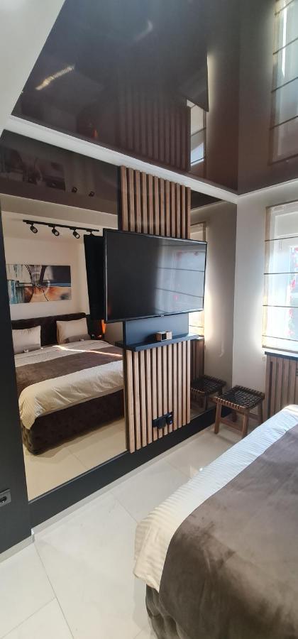 Design Apartment Platinium Spa Lux 5 Star "Havana" Completely Private Wellness & Spa Free Included Sauna & Jacuzzi & Salt Wall & Fire Place & 3D Ceilings & Business Wifi & Netflix & Keyless Code Entry & Full Smart App & Secure 2 Parking Place Ćuprija エクステリア 写真