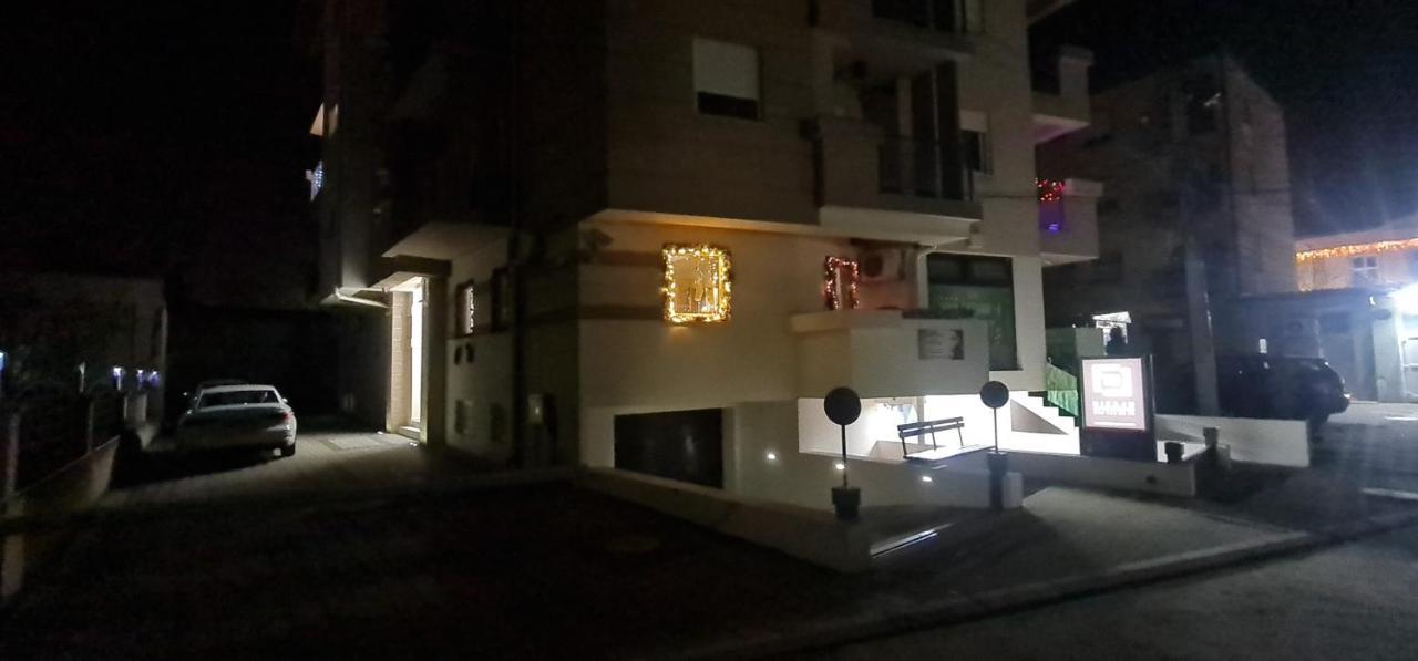 Design Apartment Platinium Spa Lux 5 Star "Havana" Completely Private Wellness & Spa Free Included Sauna & Jacuzzi & Salt Wall & Fire Place & 3D Ceilings & Business Wifi & Netflix & Keyless Code Entry & Full Smart App & Secure 2 Parking Place Ćuprija エクステリア 写真