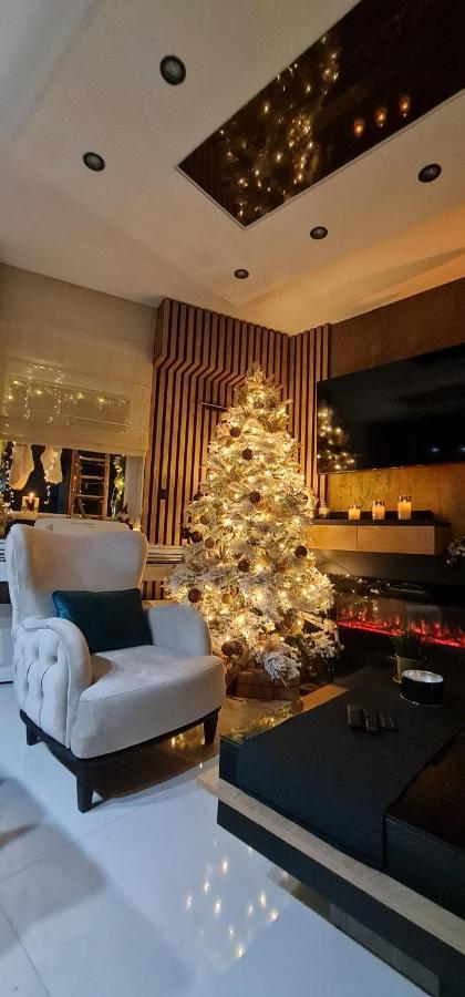 Design Apartment Platinium Spa Lux 5 Star "Havana" Completely Private Wellness & Spa Free Included Sauna & Jacuzzi & Salt Wall & Fire Place & 3D Ceilings & Business Wifi & Netflix & Keyless Code Entry & Full Smart App & Secure 2 Parking Place Ćuprija エクステリア 写真