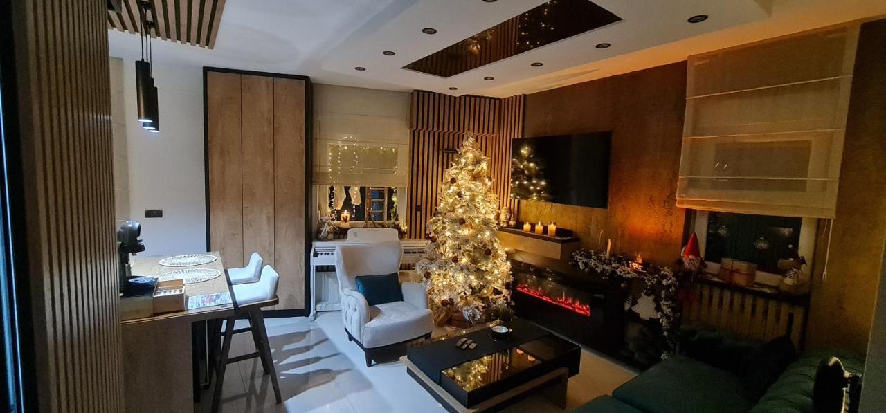 Design Apartment Platinium Spa Lux 5 Star "Havana" Completely Private Wellness & Spa Free Included Sauna & Jacuzzi & Salt Wall & Fire Place & 3D Ceilings & Business Wifi & Netflix & Keyless Code Entry & Full Smart App & Secure 2 Parking Place Ćuprija エクステリア 写真