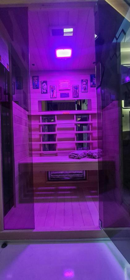 Design Apartment Platinium Spa Lux 5 Star "Havana" Completely Private Wellness & Spa Free Included Sauna & Jacuzzi & Salt Wall & Fire Place & 3D Ceilings & Business Wifi & Netflix & Keyless Code Entry & Full Smart App & Secure 2 Parking Place Ćuprija エクステリア 写真