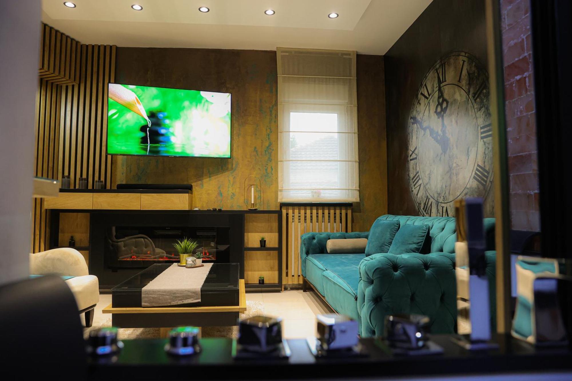 Design Apartment Platinium Spa Lux 5 Star "Havana" Completely Private Wellness & Spa Free Included Sauna & Jacuzzi & Salt Wall & Fire Place & 3D Ceilings & Business Wifi & Netflix & Keyless Code Entry & Full Smart App & Secure 2 Parking Place Ćuprija エクステリア 写真